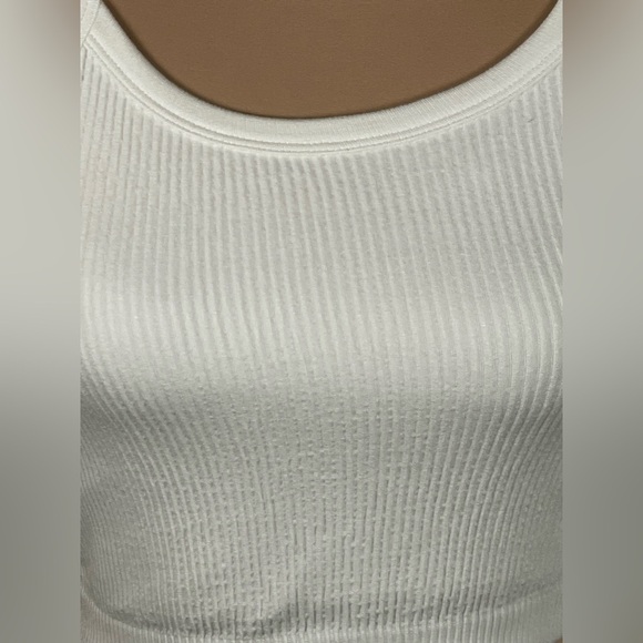 AS Revival Strappy Back Crop Ribbed Seamless Tank NWT Large - Picture 6 of 8